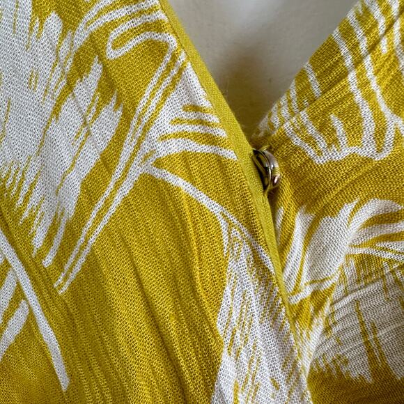 Sim & Sam Maxi Dress Boho Women’s XS Yellow Tropical Belted Surplice Neck Lined - Picture 4 of 12